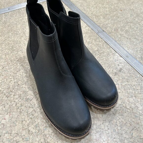 Women's Chaco Ankle Boots - Picture 4 of 5